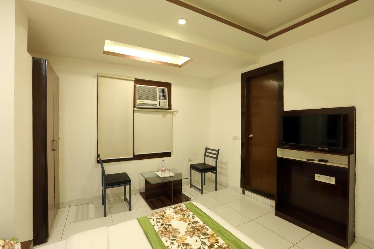 Hotel Qualia Suites At Delhi Airportニューデリー エクステリア 写真