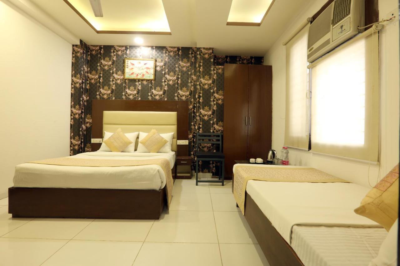 Hotel Qualia Suites At Delhi Airportニューデリー エクステリア 写真