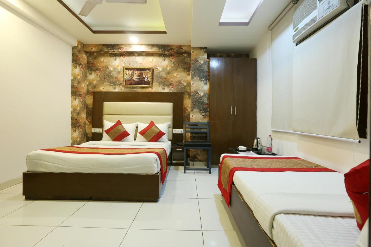 Hotel Qualia Suites At Delhi Airportニューデリー エクステリア 写真